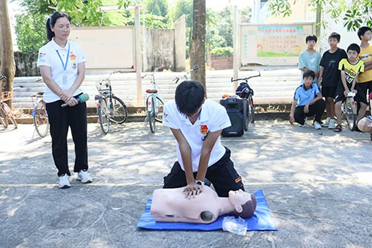 ����ѿ��������`��څǴ������Y��Ϻ��ЌW�_չ�����������������ˮ�����}���