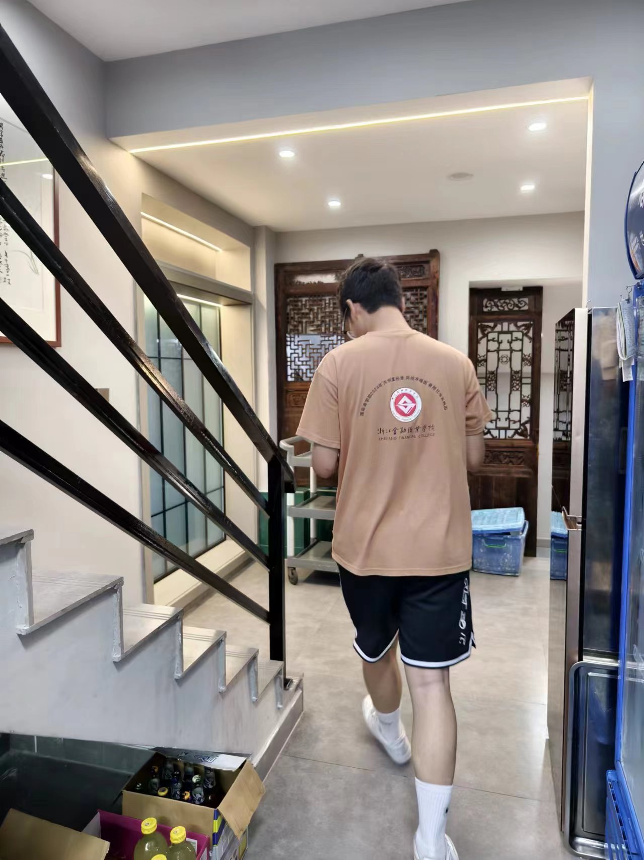 �㽭�����I�WԺ���H�̌WԺ��ͬ����ԣ�������L�Ҹ��D������������`�F�w�����ӹ���