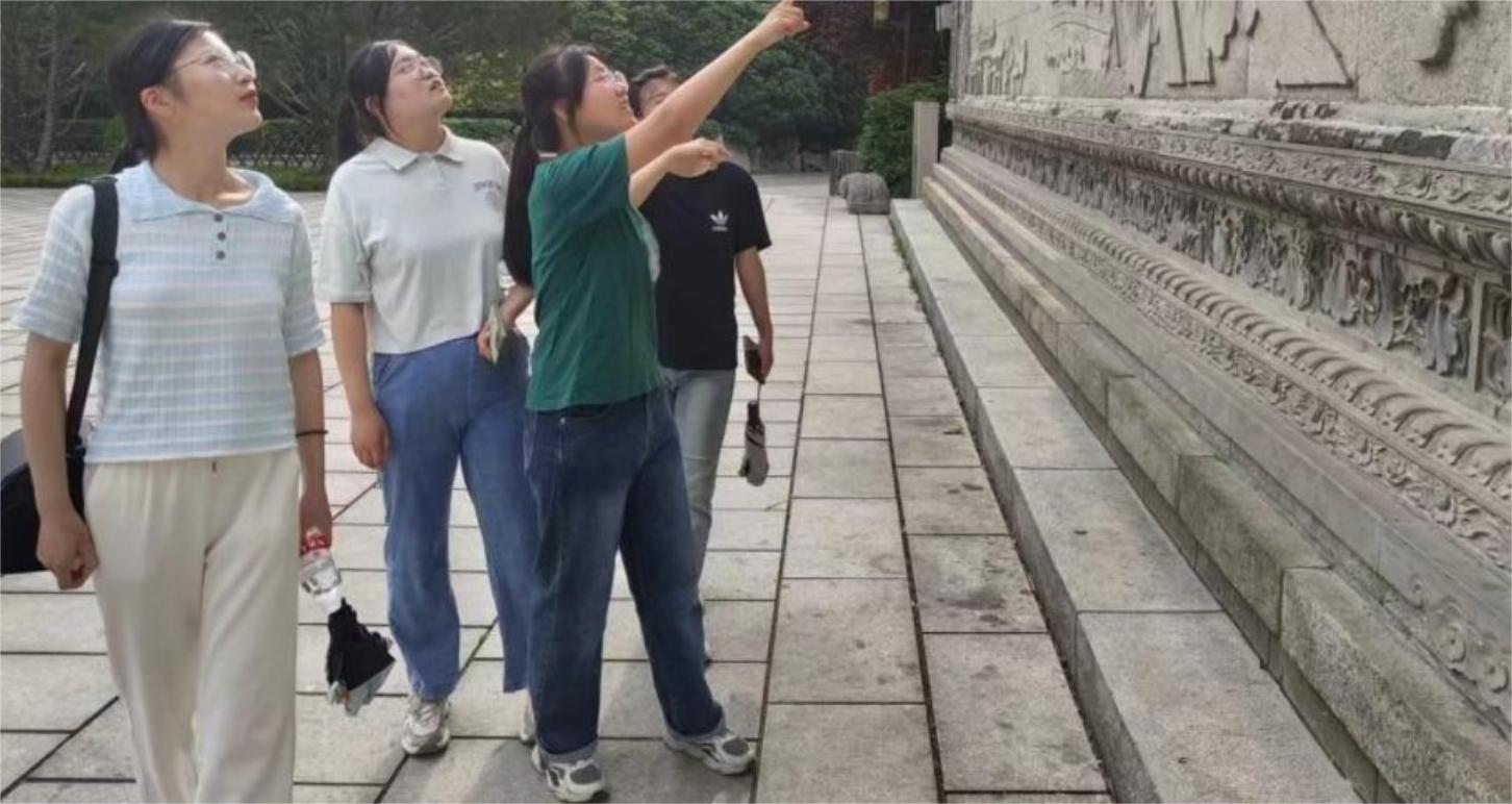 �R��ɽ�ӌ��`ꠣ��ښvʷ�ͬF���Ľ��R̎�x���������R���Ļ�