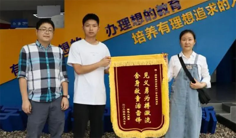 19�q��W���¾���ˮ��ͯ�����r�]���^���¡�