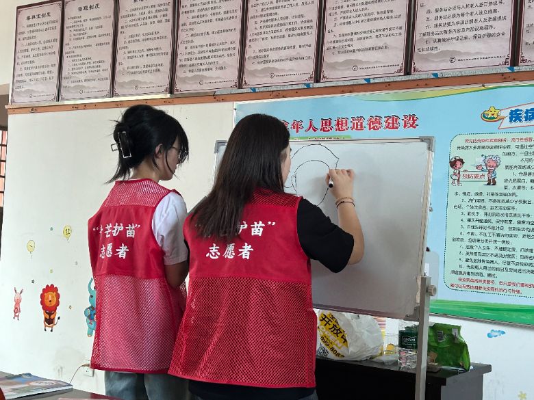 ������Ϣ�WԺ ����â�o�硱 �Fꠣ������n���M���� ���y(t��ng)�Ļ�ֲ���g