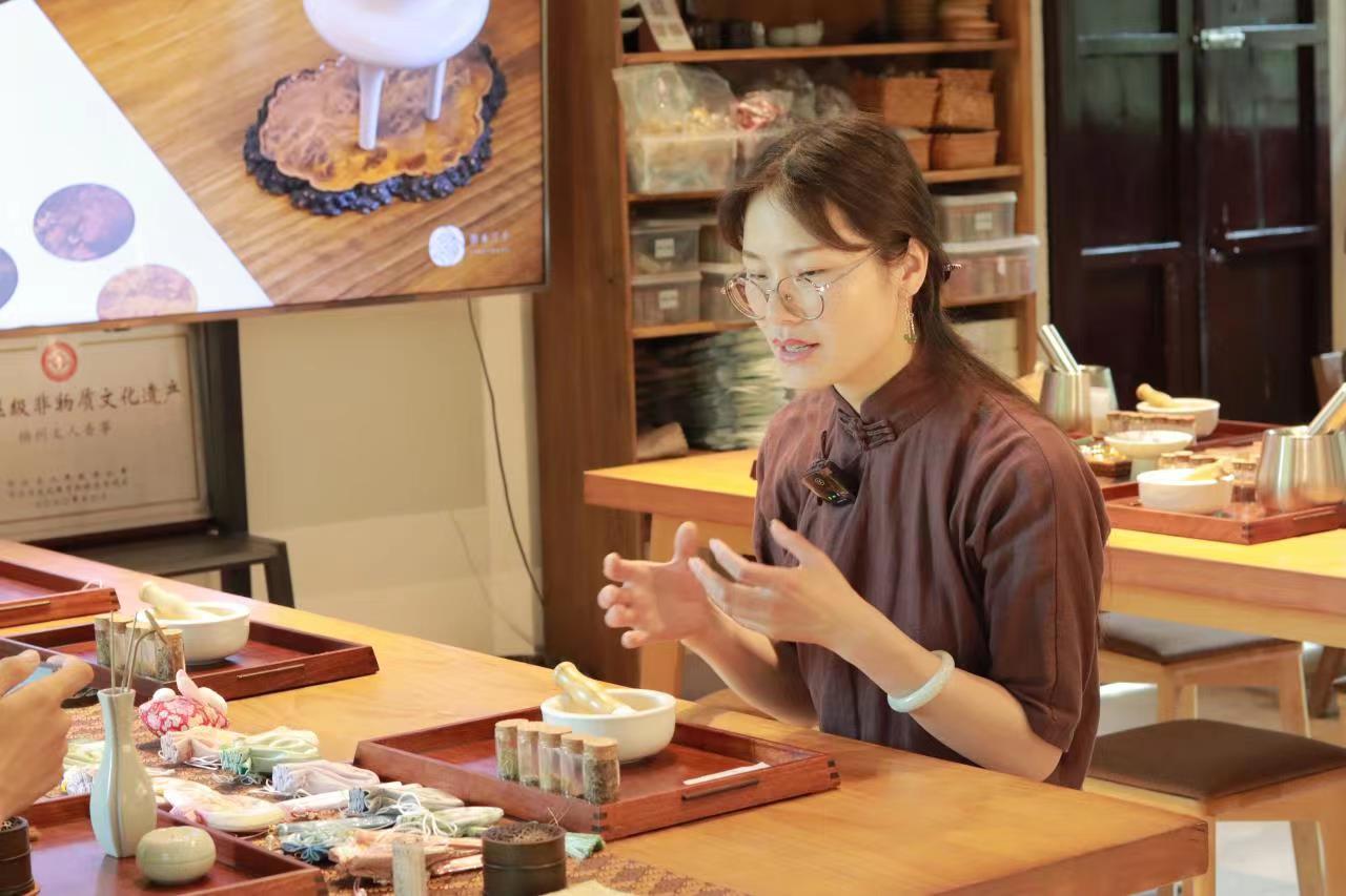 �Ͼ�ؔ����W���w���P��֮�á����`�F꠸��P���ЏV��^�������L���^�_չ�������º;G����z�Ŀ�{�л��