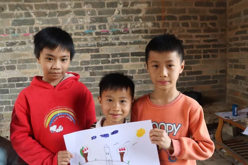 ��ͯ�Ŀ������`ɽ�У������؃�ͯ��ů;