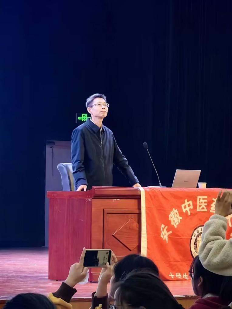 �������°��������t(y��)�W(xu��)�������°��t(y��)�W(xu��)�v���A�M�ɹ�