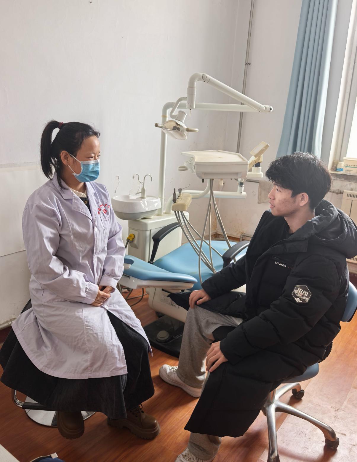 ɽ�|��W��Ĥ�ǽ����`�{(di��o)�ЈFǰ����ţ�l(xi��ng)�(zh��n)�t(y��)Ժ�����{(di��o)��