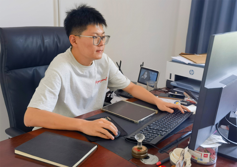 У���LՄ|ʯ���Ӵ�W(xu��)�W(xu��)�����l(w��i)����߅������`����(w��)�F(tu��n)�LՄ����Ӌ��־Ը�ߏ�����