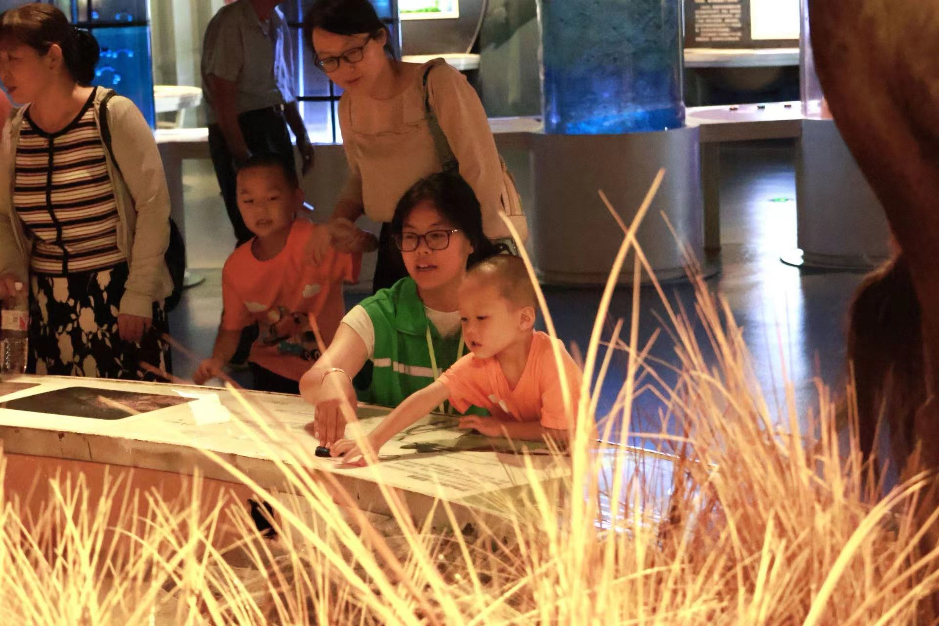 �Ƽ��ƄӰlչ����־Ը�cȼ��I��