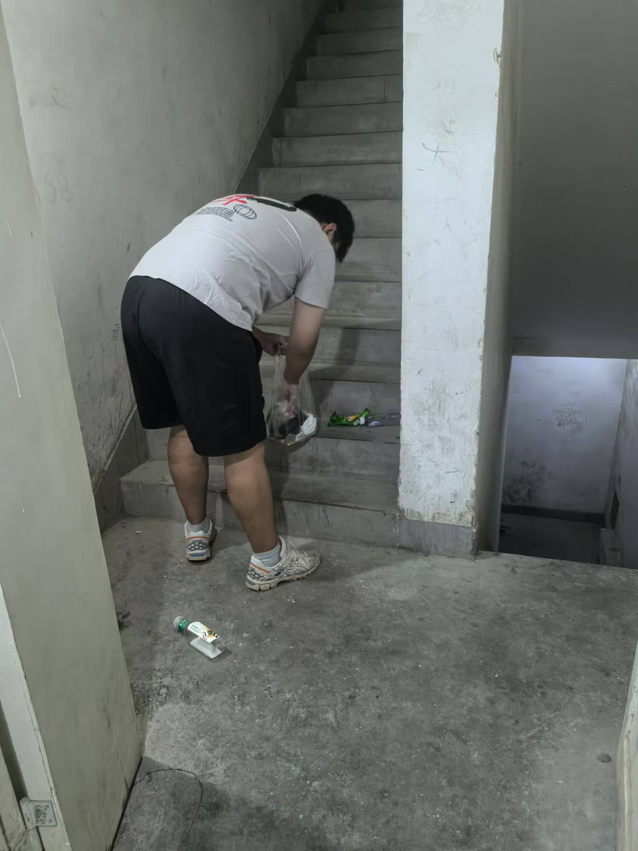 ��ق���������`