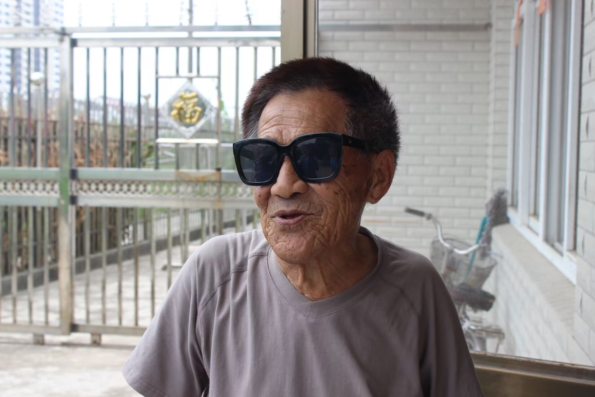 �L�۵��ܴa�����M�ٚq���˵�����