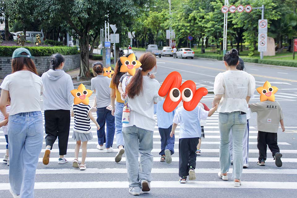 �c���ǡ�ͬ�У�׌�۟o�硪���Pע���ǵĺ���