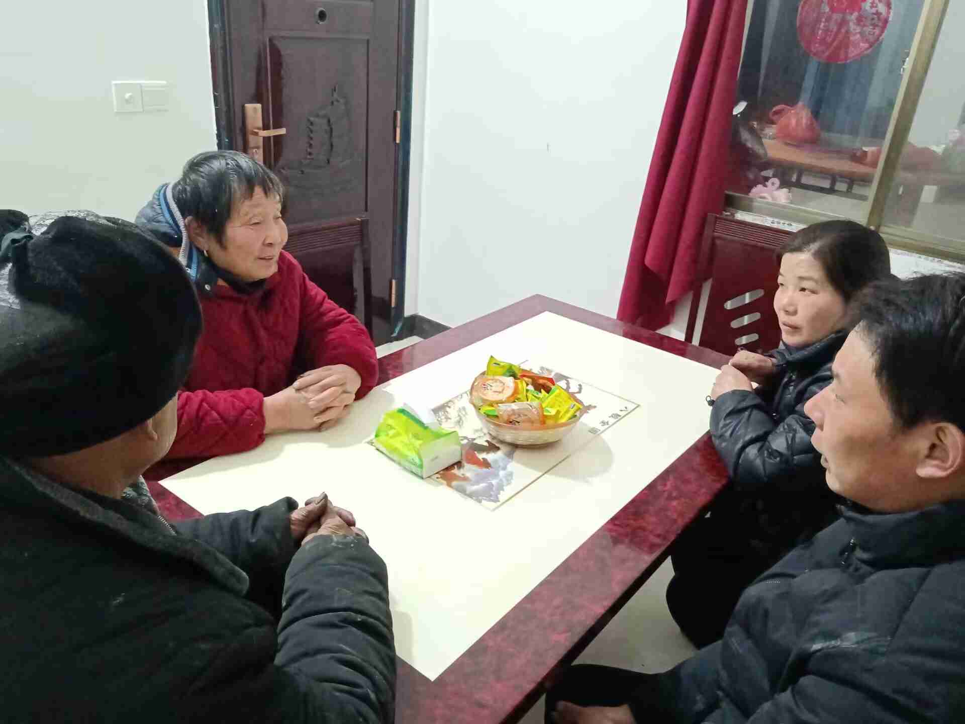 ��ؔ(c��i)�W(xu��)�����(hu��)�{(di��o)�У��r(sh��)���������L(f��ng)���ҳ��L