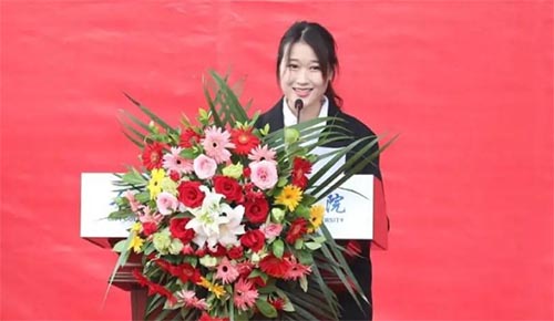 ���҄�־���W��@����,��Ц��Ů�����\�ⶼ������