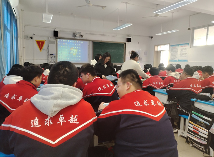 �Ӻ��W�Ӛw�l(xi��ng)��������ȼ����֮��