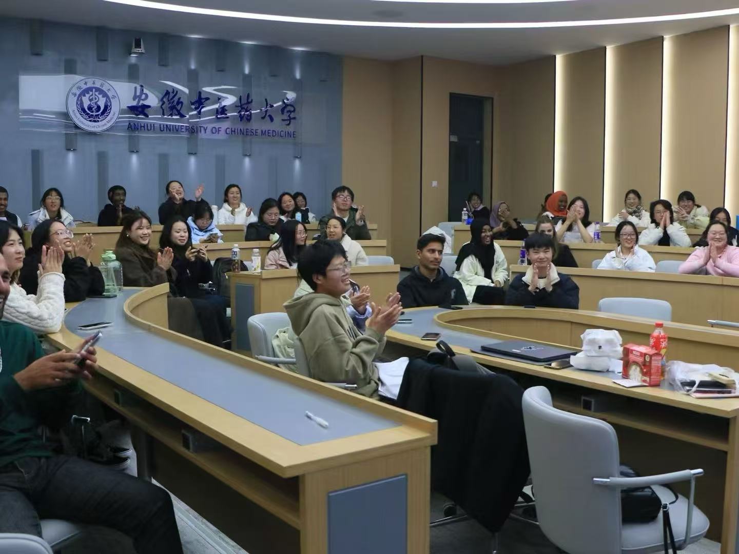 �v���Ї����������L�Ļ���������W(xu��)���Ї����·����n�����_�v