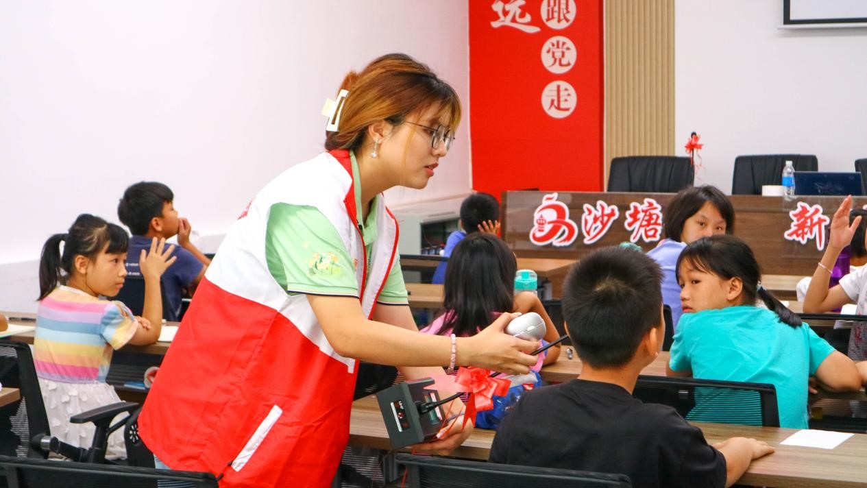 �A���W���cɳ��悳ɹ��Y������ǧ�f���̡� �_չ��һϵ�Ќ��`���  