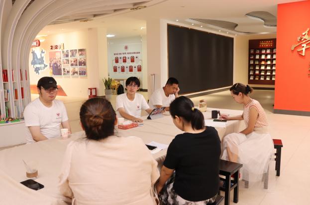 �������`չ������Ծ����L��ƪ