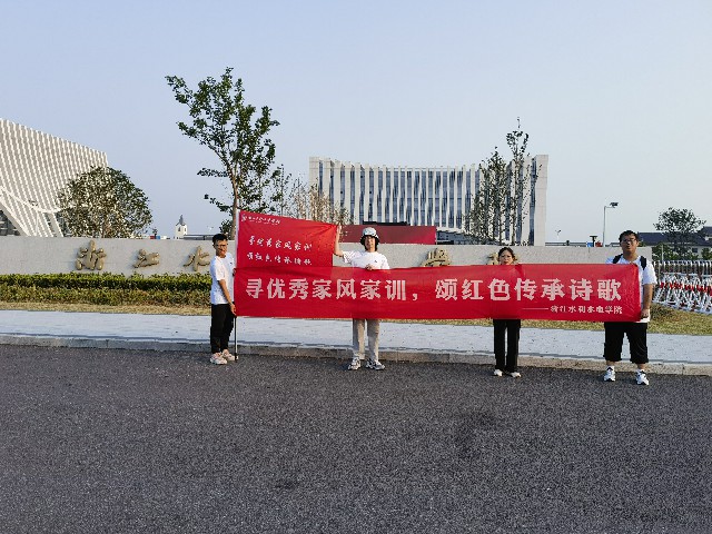 �������L�������ϝ�