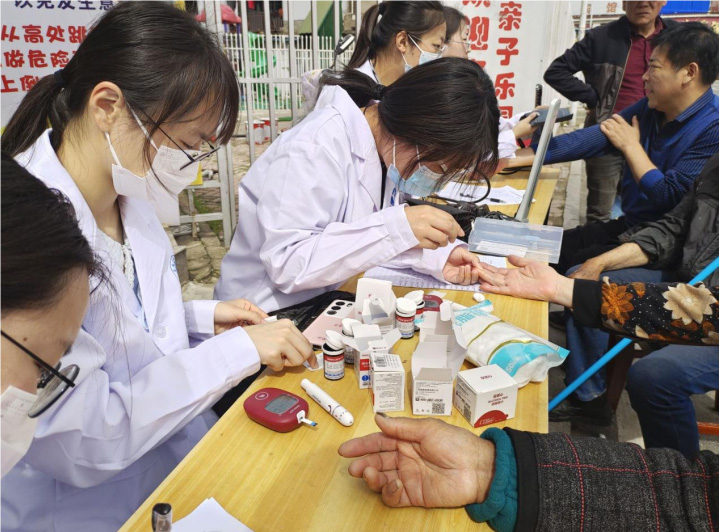 ���M(j��n)��ʮ�^��^(q��)���P(gu��n)�۾��񽡿�