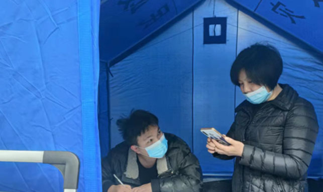 �ڷ���(w��)����Ⱥ���г��L(zh��ng)�ɲ�