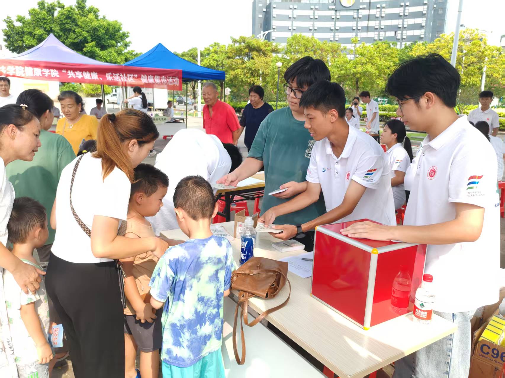 ����Ƽ��WԺ�t·ͬ��꠸����Þ���^�_չ�����l���`���