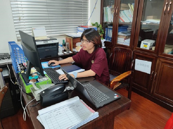 ���ϴ�W(xu��)���ǻ�Ӌ(j��)�����V����ɫ���(du��)�����١�����䓣��ǻ�����ɫ��