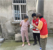 ����������M����