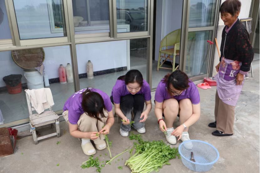 �P(y��ng)�ݴ�W(xu��)�V��W(xu��)Ժ���̺����ţ��򺣶��d���{(l��n)������(m��ng)��(sh��)�`�(du��)�����l(xi��ng)��(sh��)�`�У����ůϦ�(y��ng)���V��W(xu��)������