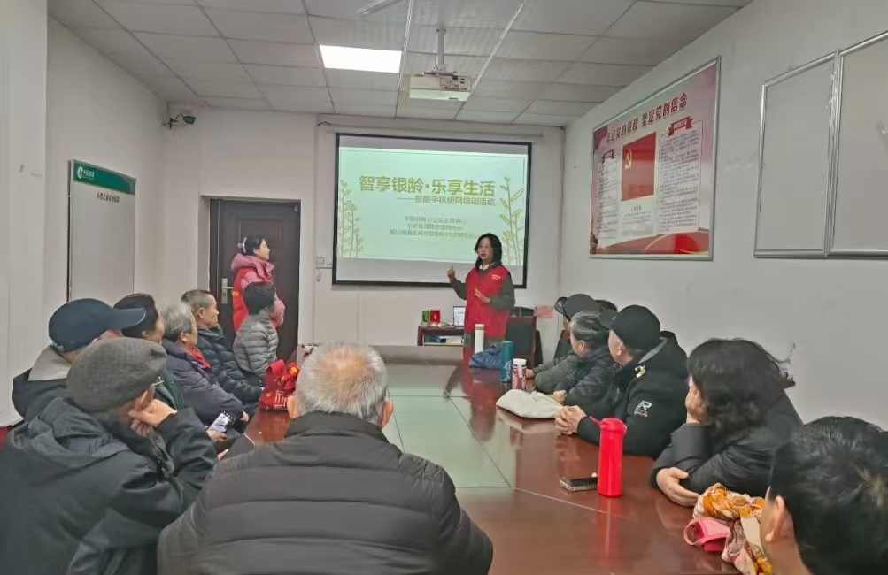 �l(xi��ng)퍏�(f��)�d�(du��)�����Ļ������c־Ը����(w��)�L���l(xi��ng)�����î���