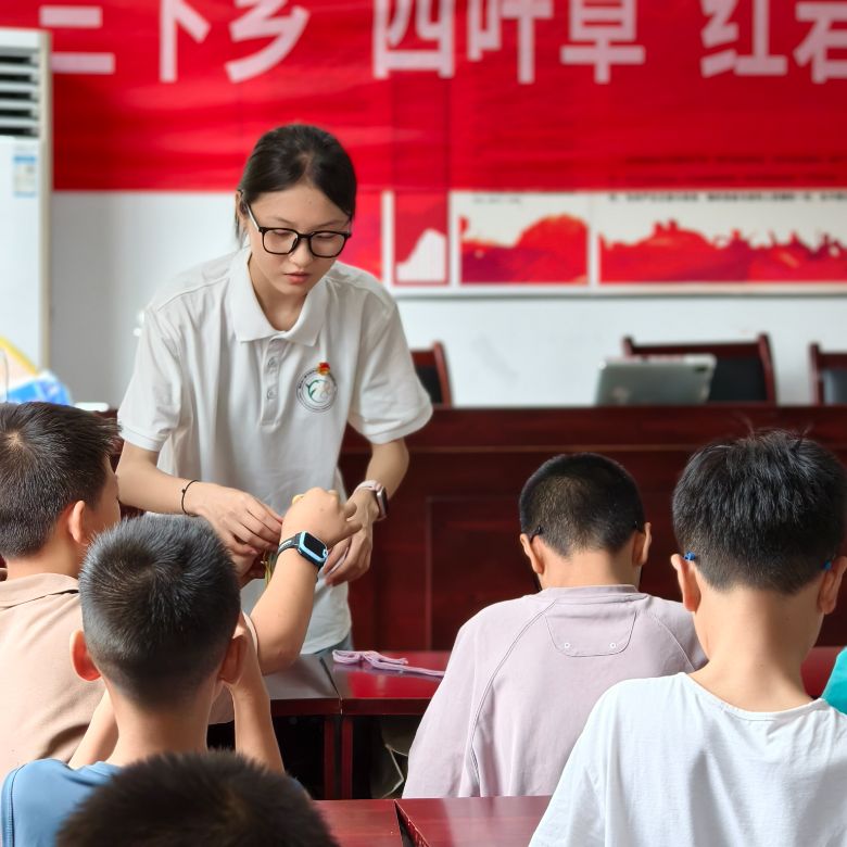 ���־��Y����ˇ���ഺͬ�й����L