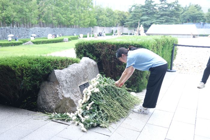 �Ϸʹ��I(y��)��W늚��c�Ԅӻ����̌WԺ���ǻ����ڣ�������h�����`�F꠸��Ͼ��_չ�����ߵ�˼���n��