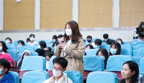 ��У2022������v���_�v