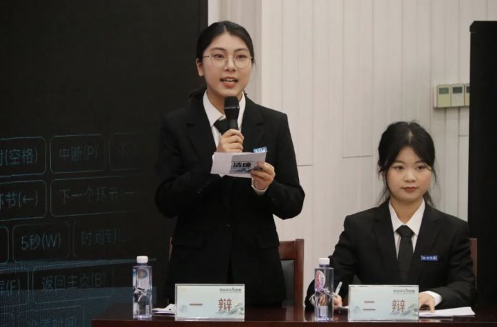 ���P�������f(shu��)������̩�ݸ�У��W(xu��)���������}�qՓِ