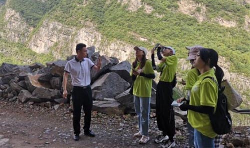 ��ɽչΡ�룬���ɴ����а���