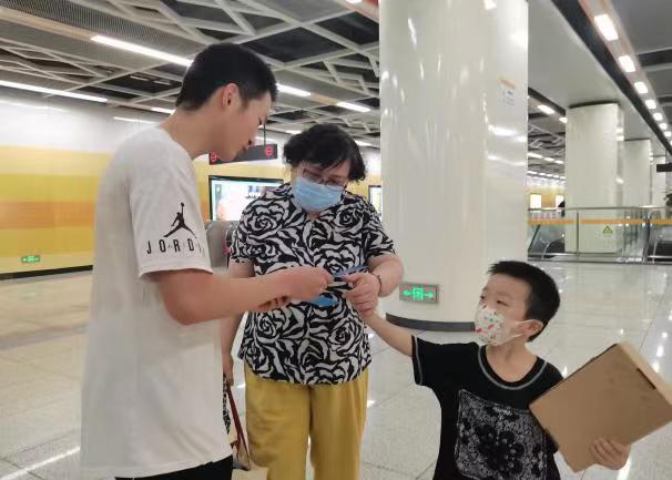 �շ����������T�����ഺ���������F���롰�����Ї��ഺ�С��A��ˮ��ˮ늴�W��Է�M�������ڌ��`�̽�������귨�ν���֮·