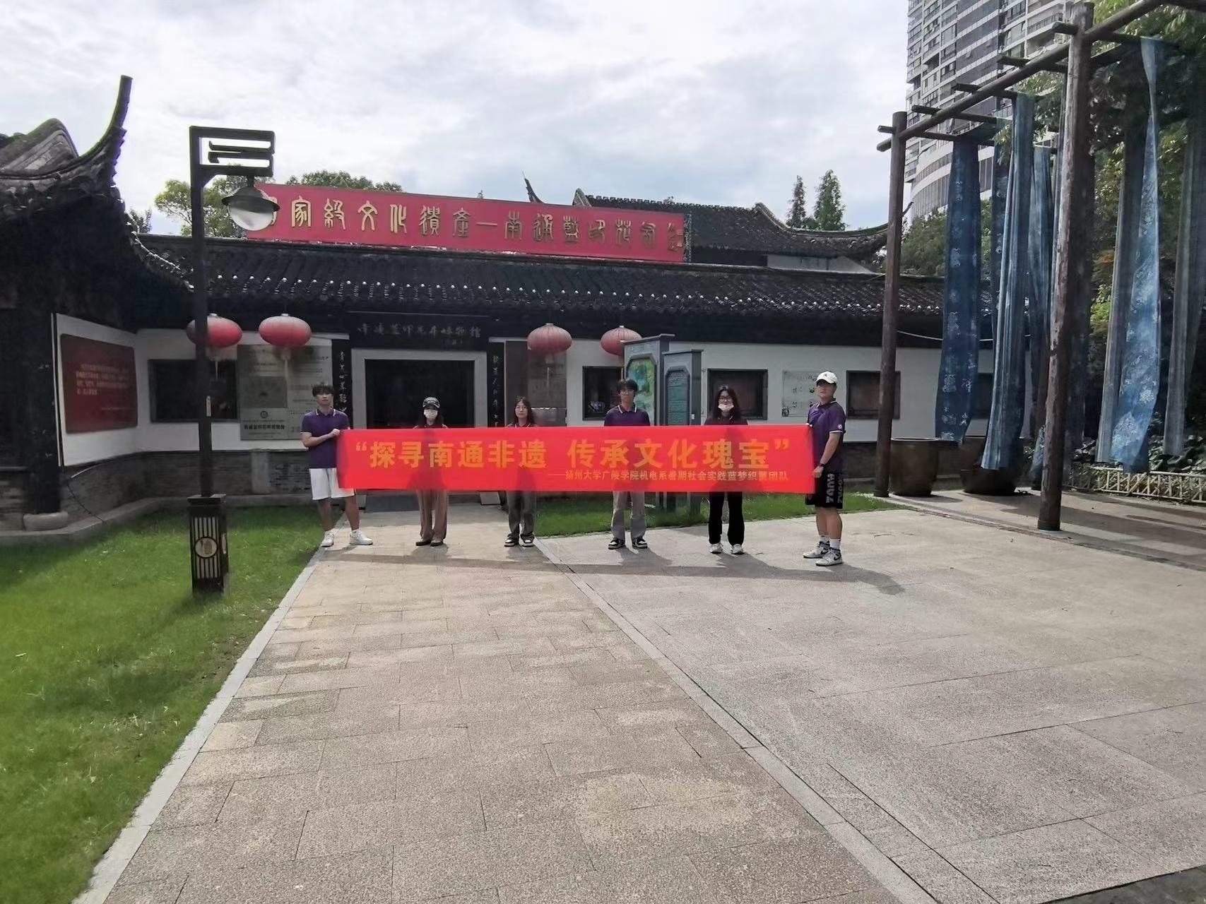 ָ���ϵĂ��У����ѳ�˯���{��֮��