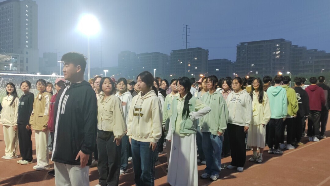 �����t(y��)�Ź�Ժ�W(xu��)�ӷ��Ӗ(x��n)�������\(y��n)��(d��ng)��(hu��)�_(k��i)Ļʽ����(zh��n)��