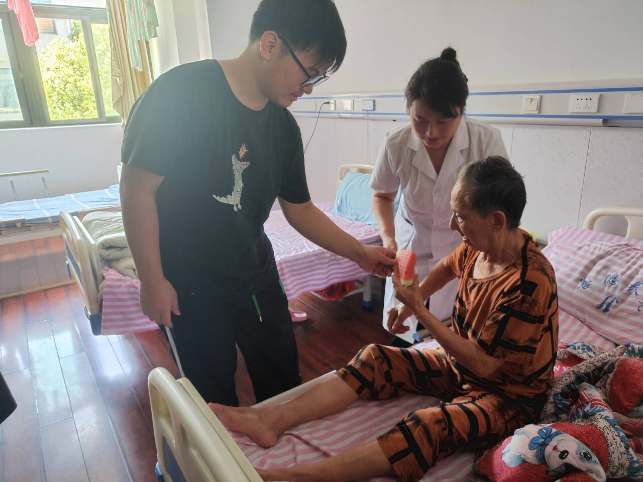 �C늹��̌WԺ���`�F��������_�l�^����Ժ�_չ���ϻ��