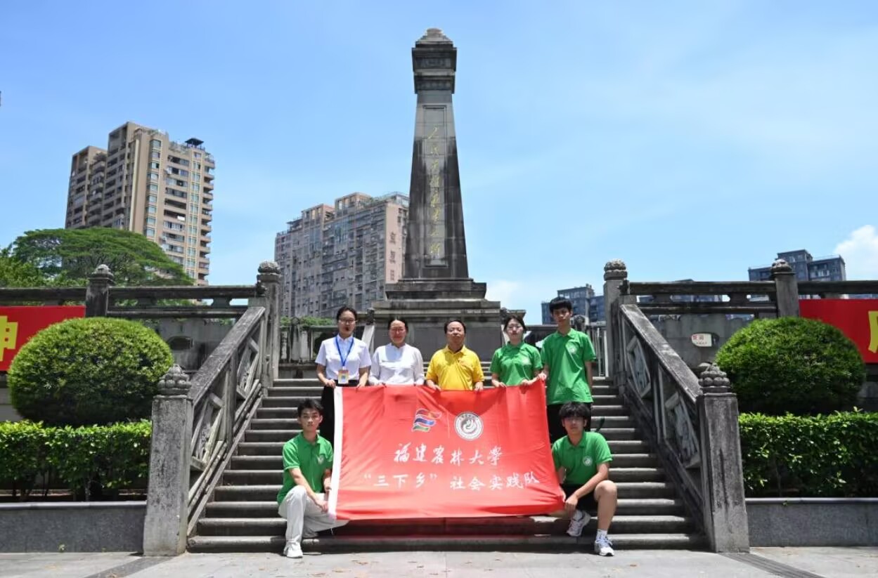 ���������l������`���������lͫ���}����@�У��������ң��ښvʷ�����м�ȡ�^�M����