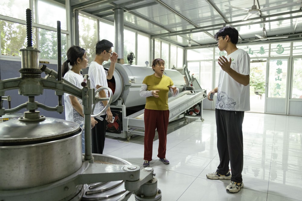 Ϫ�Ȳ������ɔX��ֱ����؛�Ɵᳱ