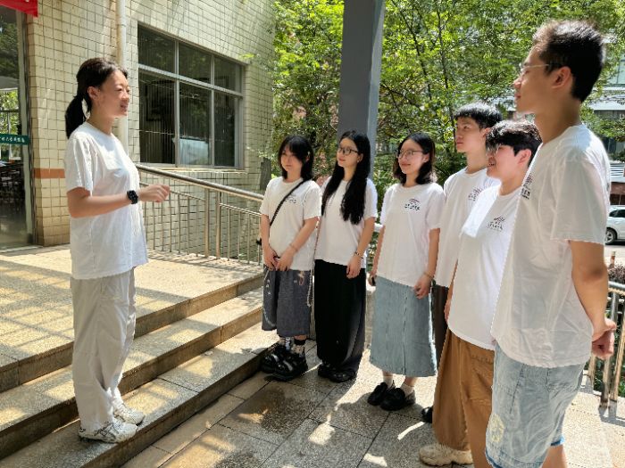 ����Փ�Č�����ɽ�Gˮ�g���������֘I�Ƽ���W�_չ��ɫ"�����l"���`��ӡ�