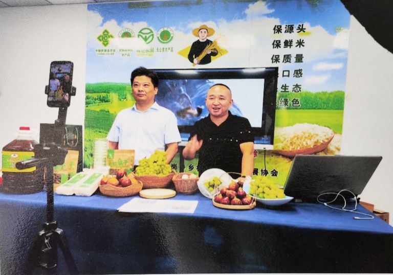 �������d�r�����oǰ�С��������մ�W���WԺ���ڌ��`�F꠸������h�_չ�l������{�л��