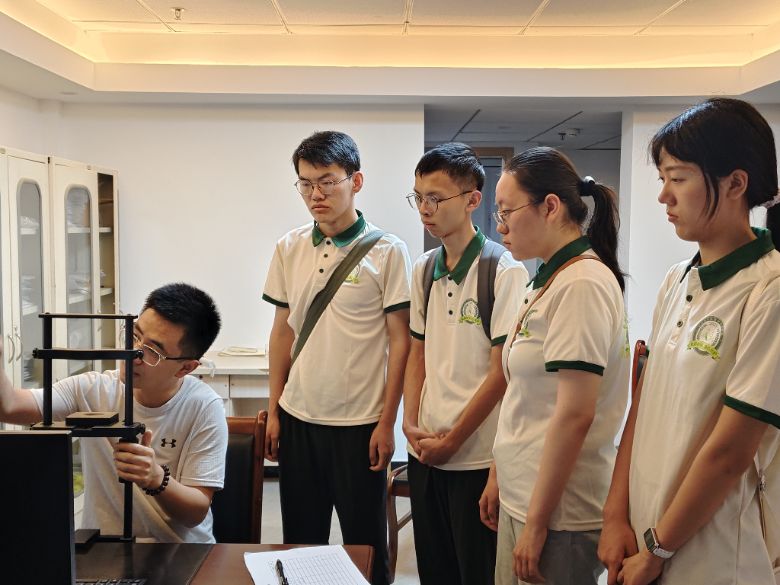 �t�Ğ��������������M�����l������ ����