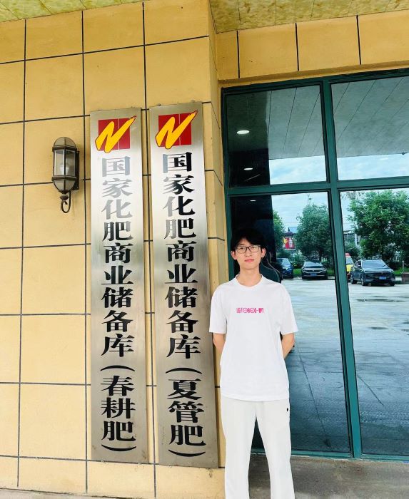 ���M�ʘI��˾���W���F���r�I���g