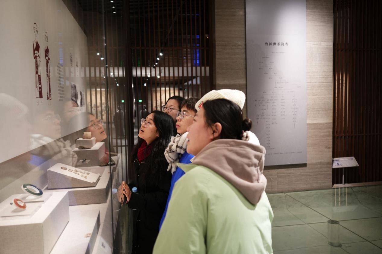 ׷���h��ӛ����̽�������Ļ�