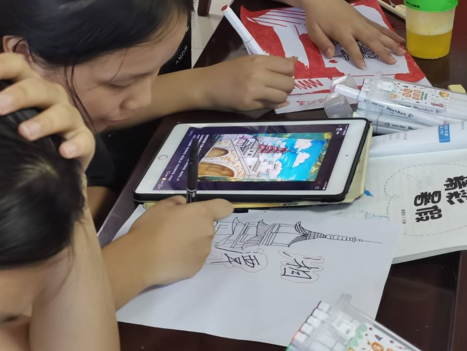 �D��С���т��F������