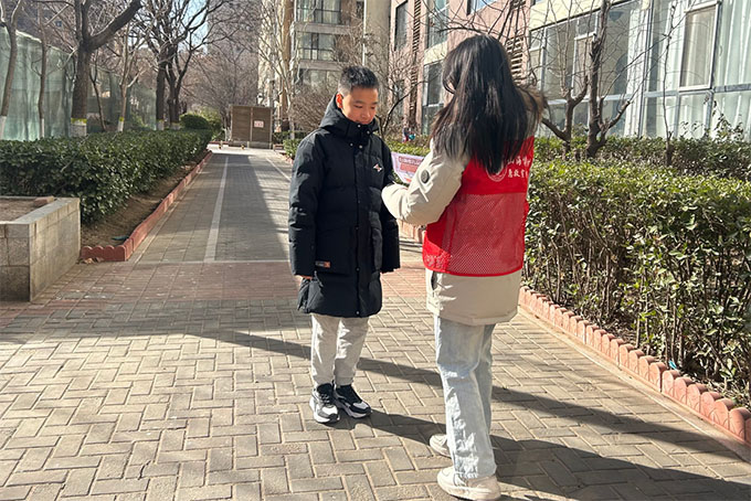 �������o�� ����ͬ�С������}�ļ���֪�R�������