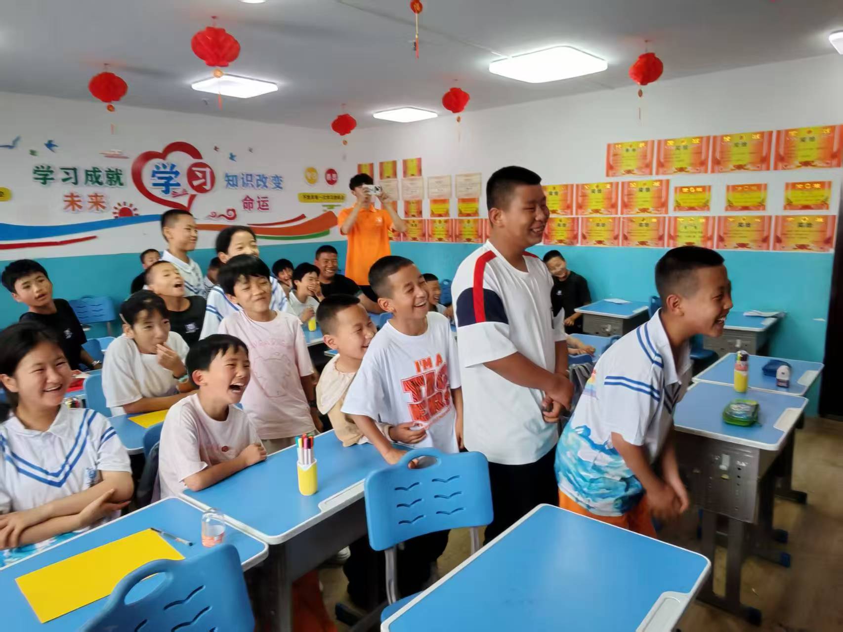 �Ġ�����ͯ����ů����