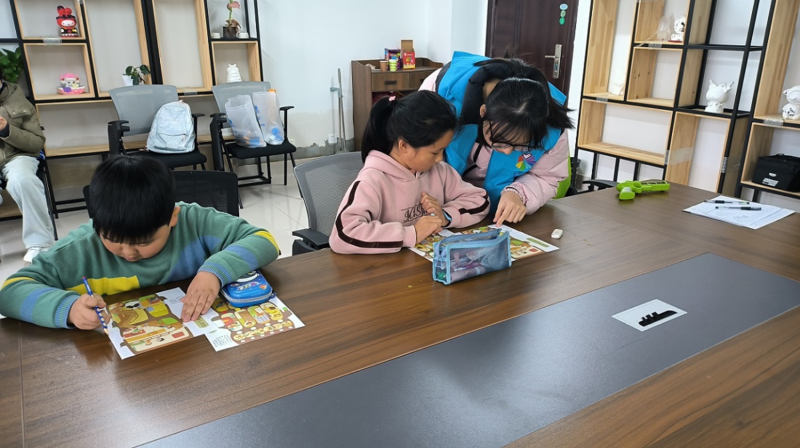 �D��־Ը����ͬͬ�W(xu��)��һ����ɌW(xu��)��(x��)�΄�(w��)�Ρ����ꝍ�z