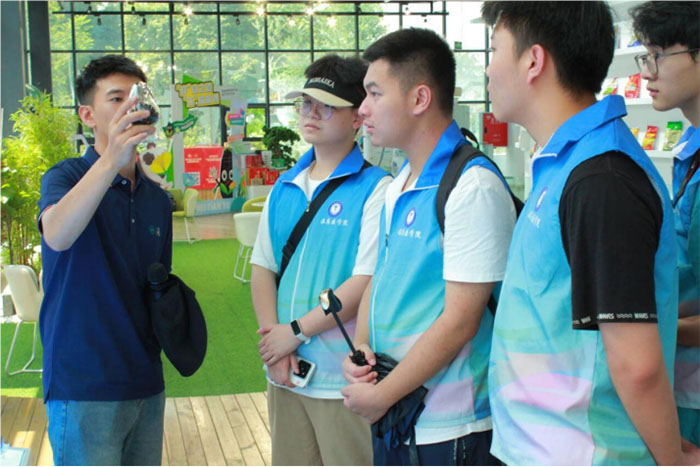 �Gɫ�l(xi��ng)��ͬ�M(j��n)�����ǻ��r(n��ng)�I(y��)�ٰl(f��)չ