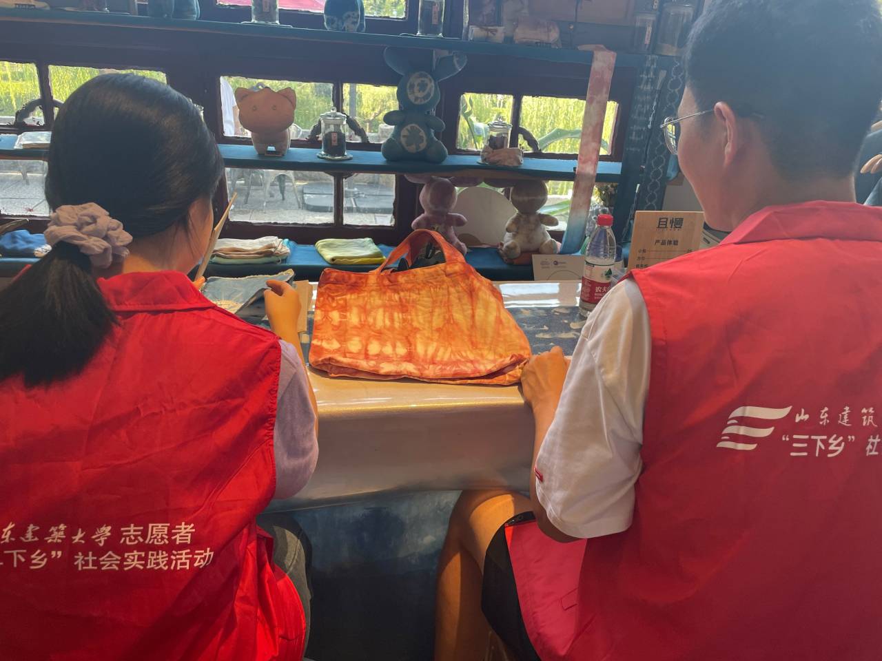 ɽ�|������W�����c�h�����̌WԺ�������ഺ���飬㑿̕r���x�͡����`�F�_չ���߳�У�@��������^�����M��I��������ӡ����`���